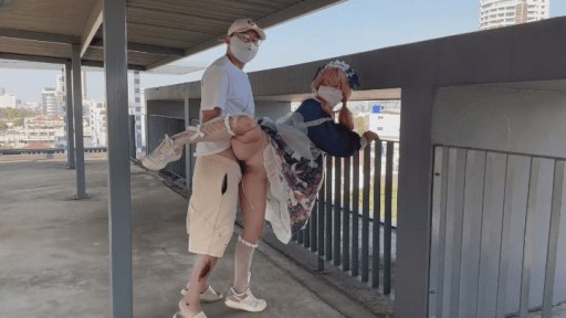 XG-1 로리타 언니에게 옥상에서 사진을 찍어달라고