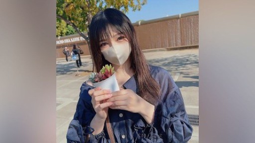 FC2PPV-4073266 귀엽고 사랑스러운 눈동자로 나를 바라보고 유혹하는 개호 복지사···만화의 끝에 불빛 휘말린 비추한 육체에 연속 질내 사정!