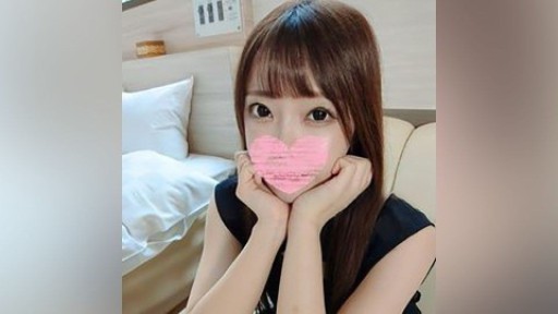 FC2PPV-4132303 상하 관계가 엄격한 은행원의 접수 미녀. 성실한 그녀의 스트레스가 폭발!