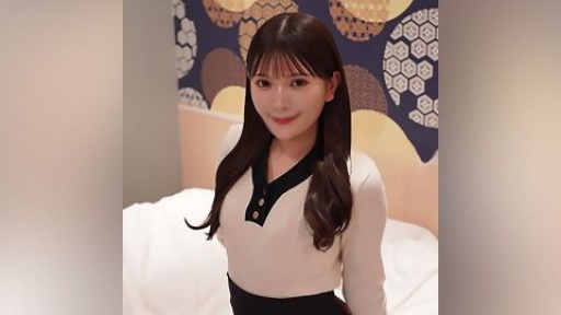 FC2PPV-4118630 가라오케 박스에서 귀여운 그녀를 옆으로 참을 수 없게되어 하메 버렸습니다.