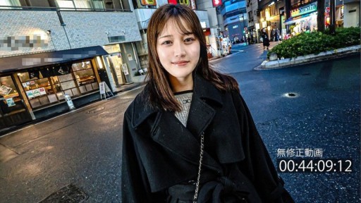 FC2PPV-4372764 아침에 혼자 흔들리는 여자는 헌팅률이 높다.