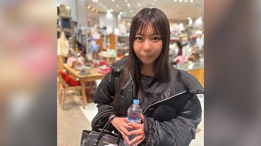 FC2PPV-4440132 딸기 바지를 입고 온 경험 인원수 제로의 마나 짱 (18) 차라 남자에게 마음껏 마음껏 덤으로 질 내 사정까지된다