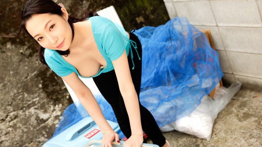 1Pondo 042620_001 아침에 braless 이웃