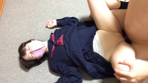 FC2PPV-4554849 빚과 무스메를 남기고 실종한 하하 부모를 대신해 빚 상환을 위해 벗겨지는 날개가 된 무스메는 정신 붕괴 직전입니다.